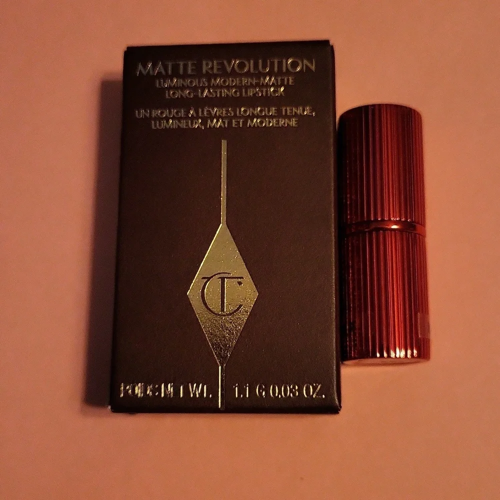 Charlotte Tilbury Matte Revolution Lipstick: Mark of a Kiss, .03oz (Travel), NIB